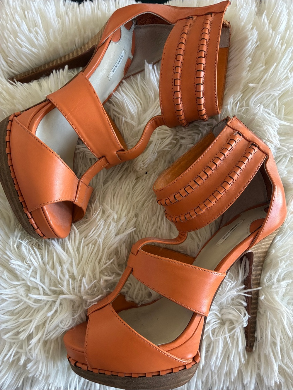 Leon maxOrange Leather T-Strap High Heel Sandals - Women's size 6